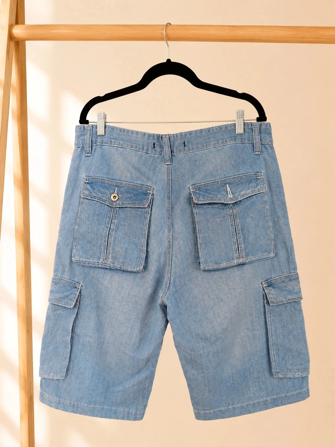 Men's H&J light blue denim cargo shorts size T44 FR (tag 34) – photo 2